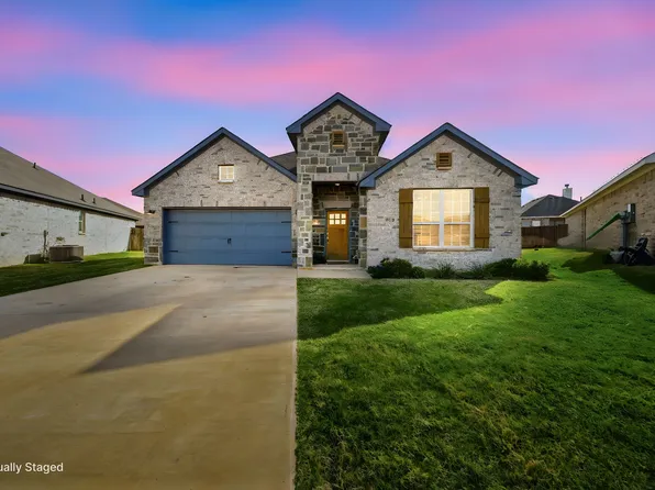 315 Bronco Dr, Pilot Point, TX 76258
