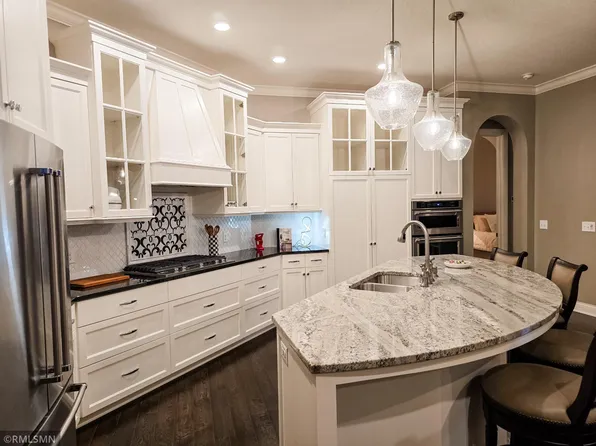 5014 Dale Ridge Rd, Woodbury, MN 55129