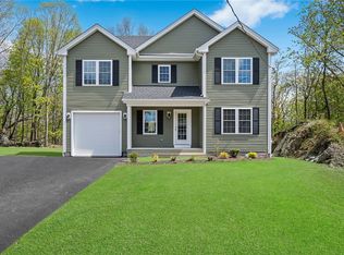 13 Rockyroad Ave, Lincoln, RI 02865