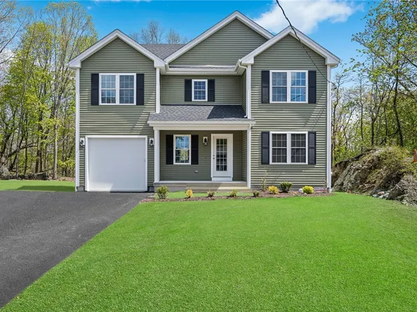 13 Rockyroad Ave, Lincoln, RI 02865