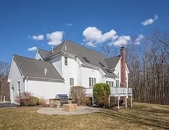 12 Ronald C Meyer Dr — Photo 34