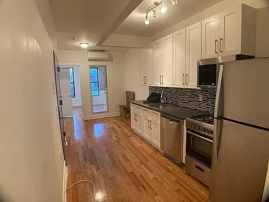 Rented by BIG Management NY | media 10