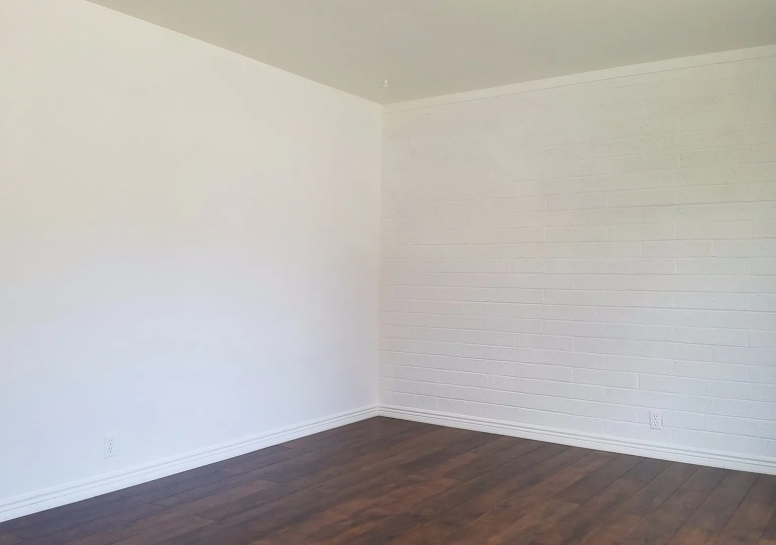 370 E. 200 N. — Photo 4