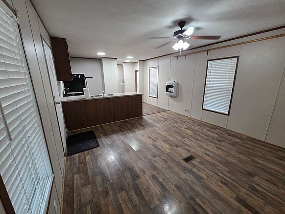 3rd image of 17400 Dustin Ln #1160