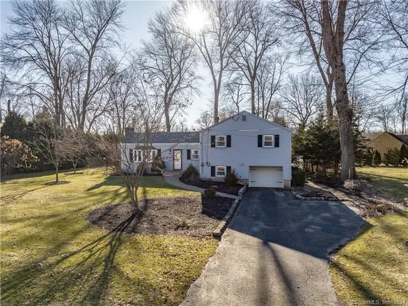 901 Overhill Drive, Suffield, CT 06078