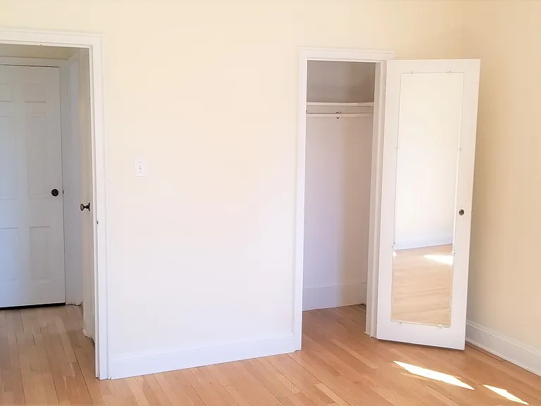 14 Ware St #33 — Photo 4
