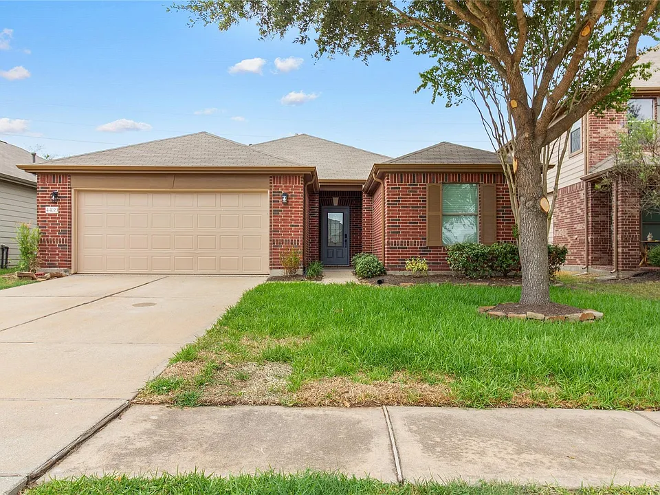 4439 N Vineyard Meadow Ln