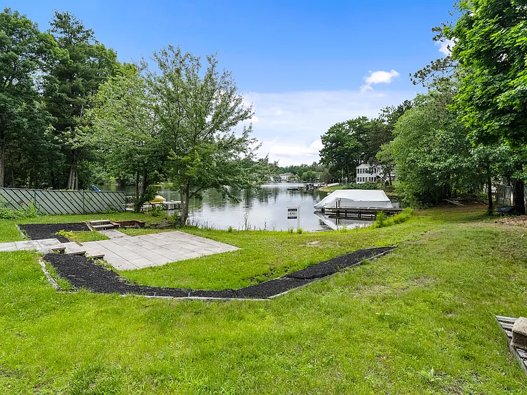 23 Cove Rd — Photo 10