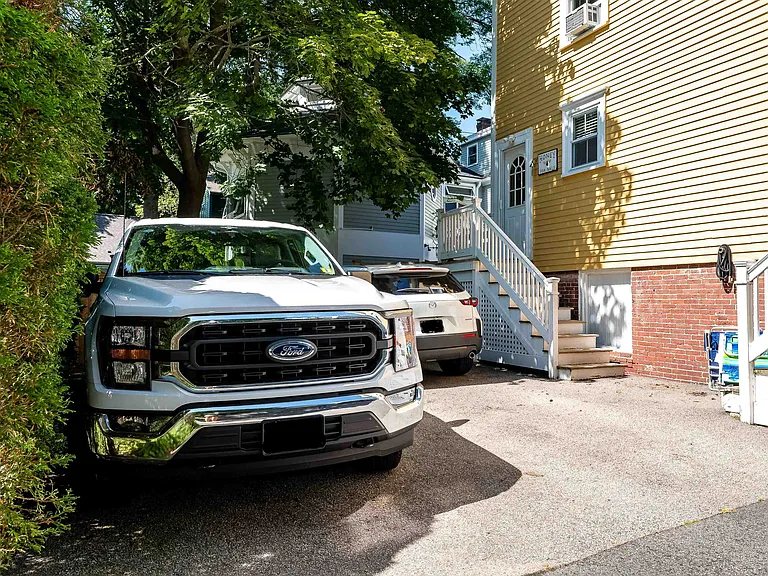 46 Dennett St — Photo 37