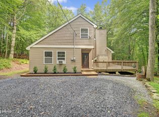 115 Ivy Ln, Milford, PA 18337