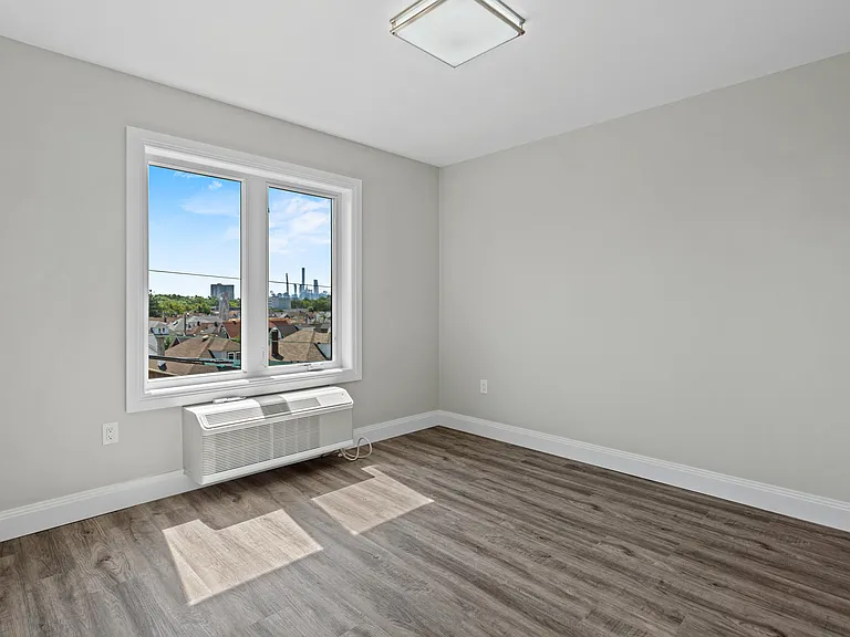 8501 Kennedy Blvd #305 — Photo 10
