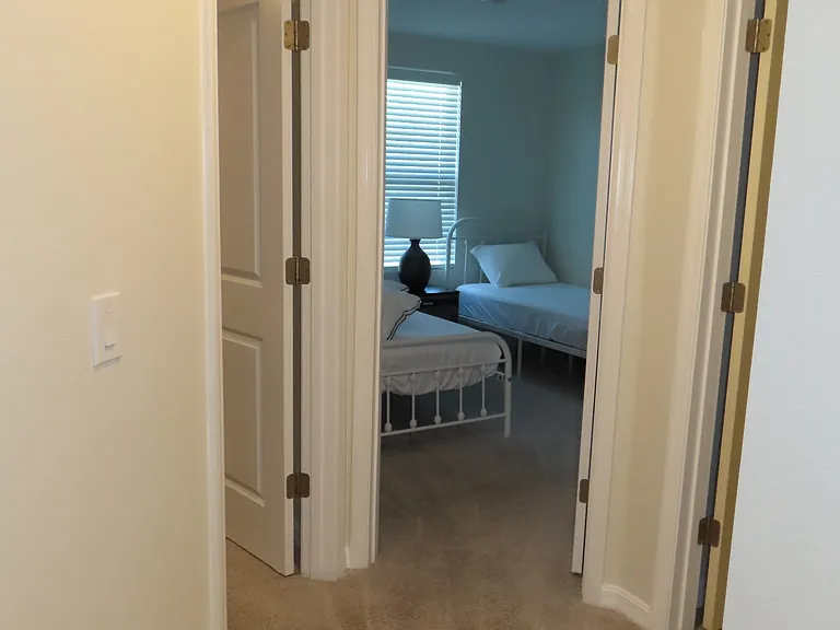 1537 Discovery St — Photo 22