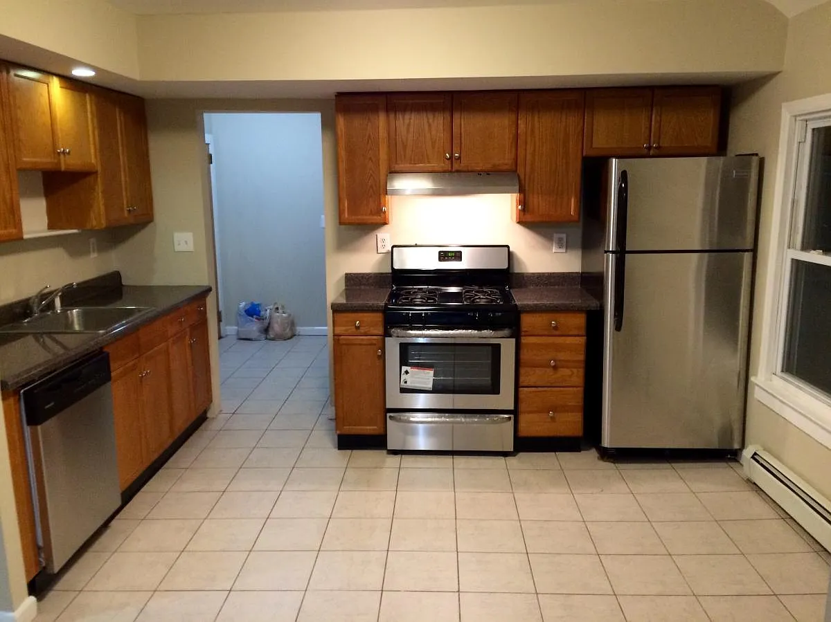 54 Thompson Street — Photo 4