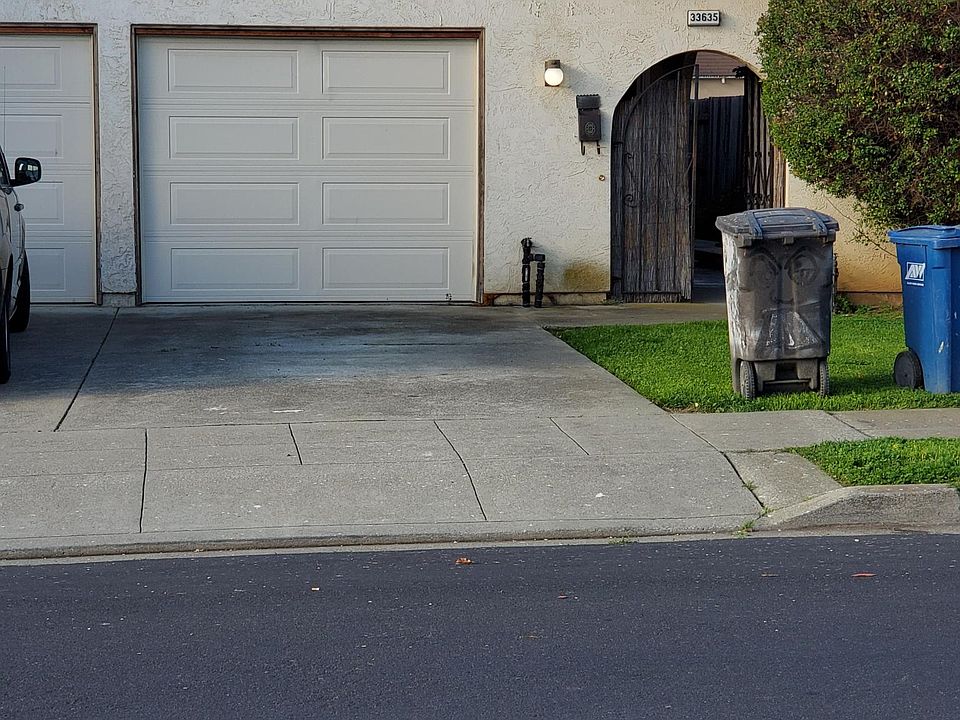 1st image of 33635 2nd St
