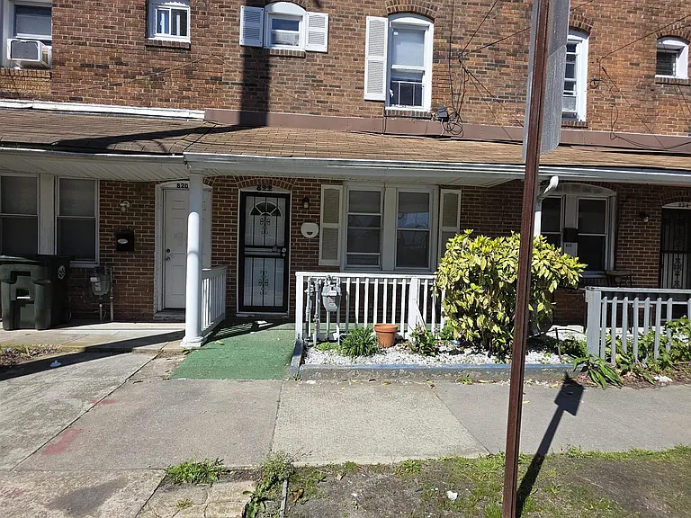 822 N Arkansas Ave — Photo 2