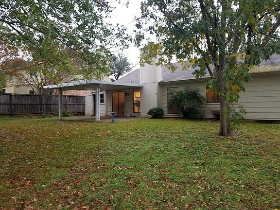 2nd image of 2203 McDowell Dr