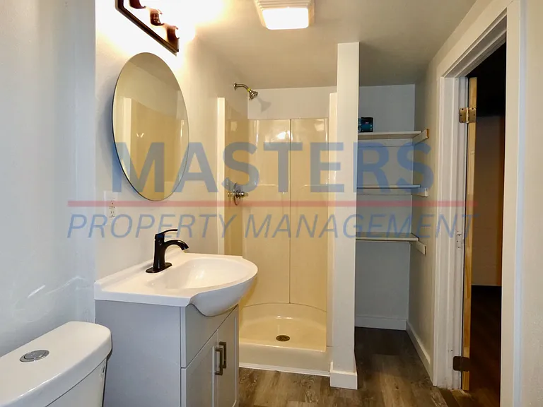 926 Searles Rd — Photo 11