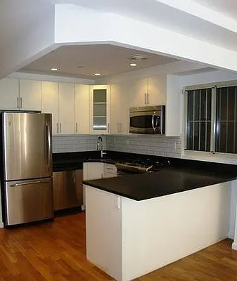 Rented by R New York | media 1