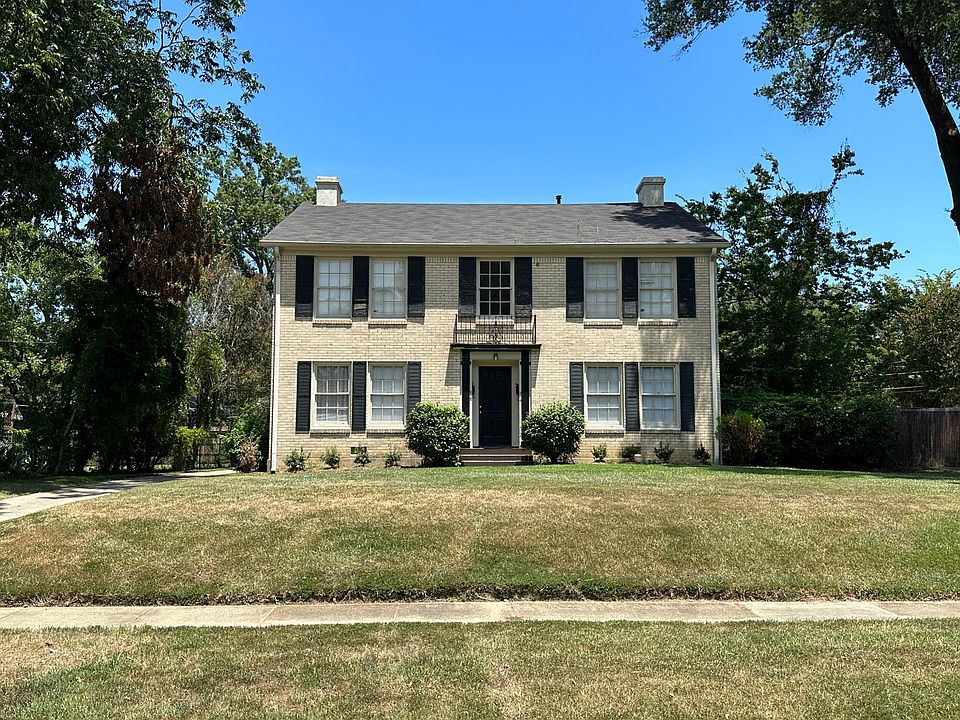 1st image of 912 Linden St #912