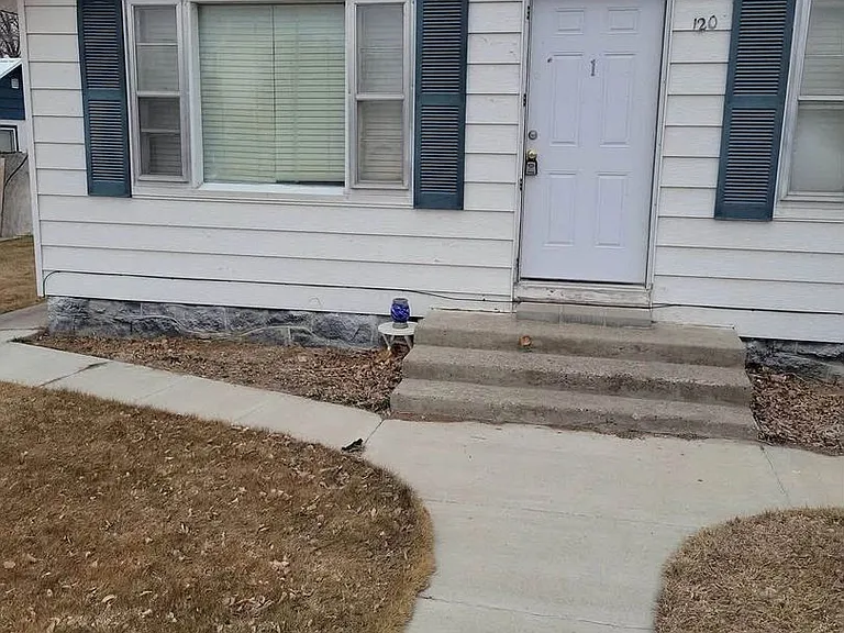 120 E Avenue D — Photo 9