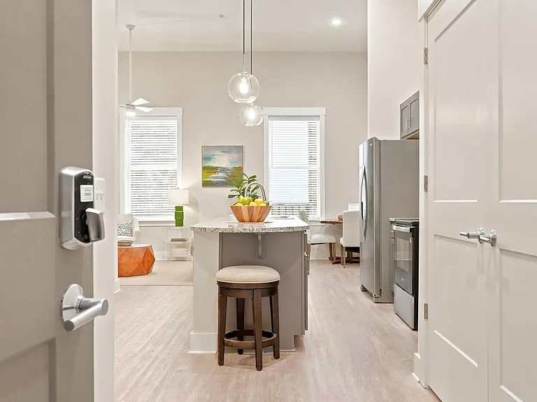 Neel's Lofts — Photo 77