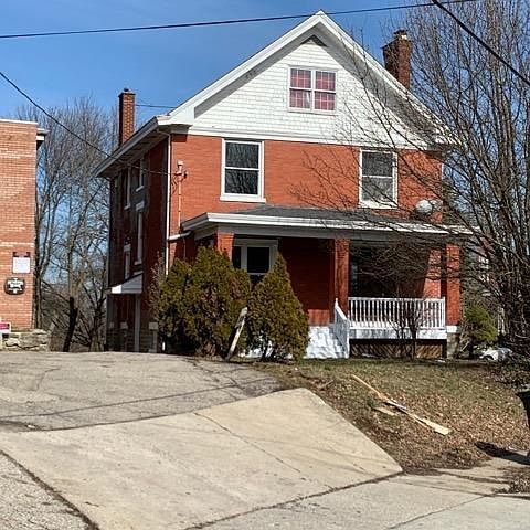 2nd image of 2838 Montana Ave
