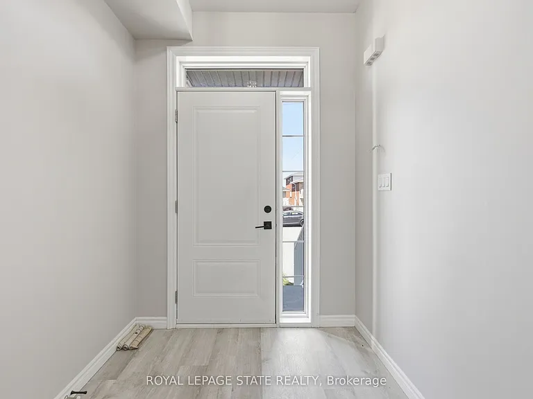 37 Delena Ave S — Photo 5