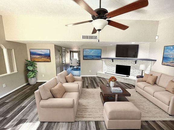 5th image of 4016 Brookmoor Dr