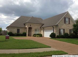 2660 Hillvalley Ln, Southaven, MS 38672