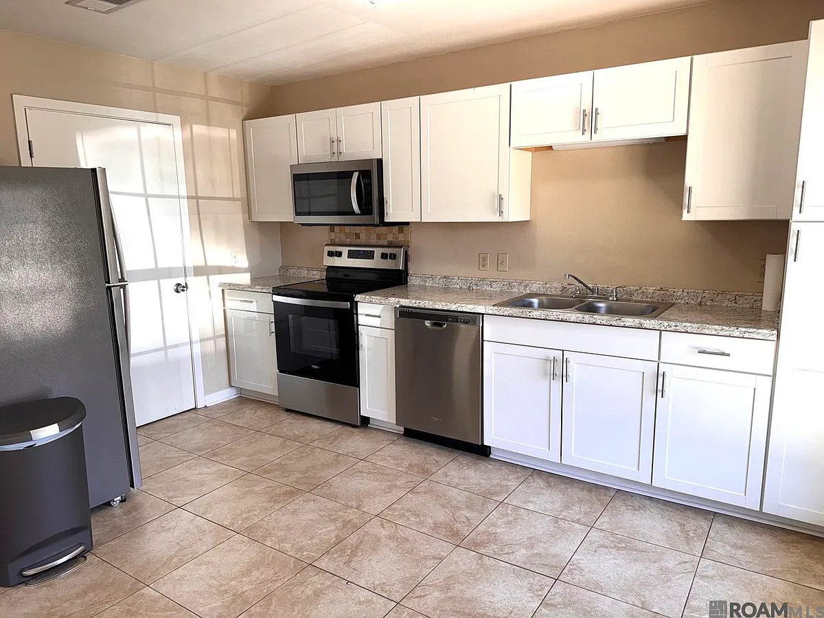 Building Photo - 114 Mallard Dr #A