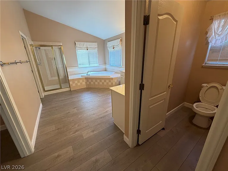 2381 Goldfire Cir — Photo 35