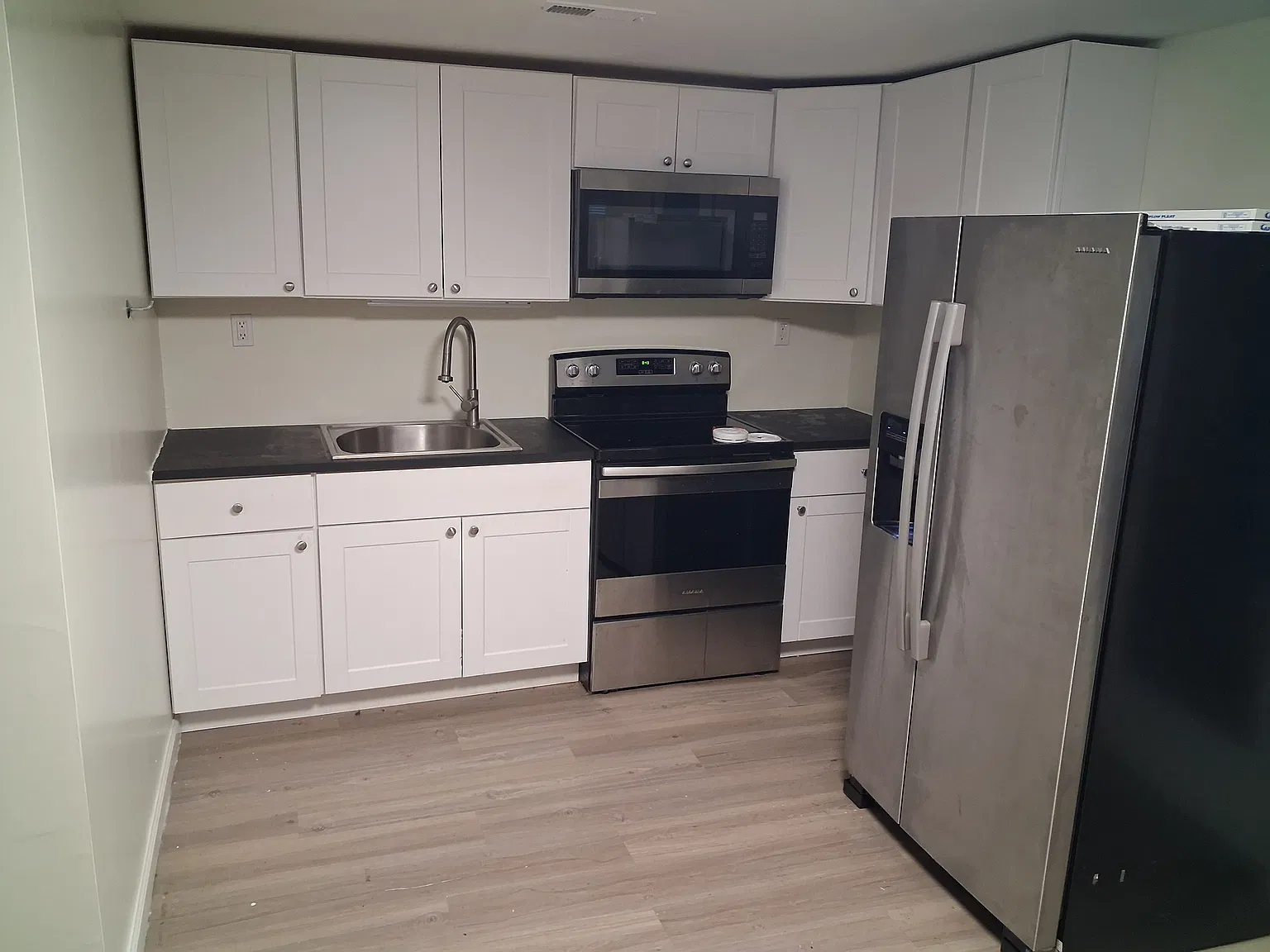 1 bed, 520 sqft, $1,400 — Photo 4