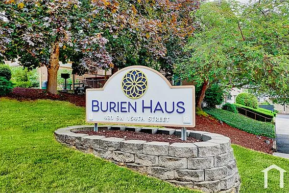 1 bed, 558 sqft, $1,944 — Photo 2