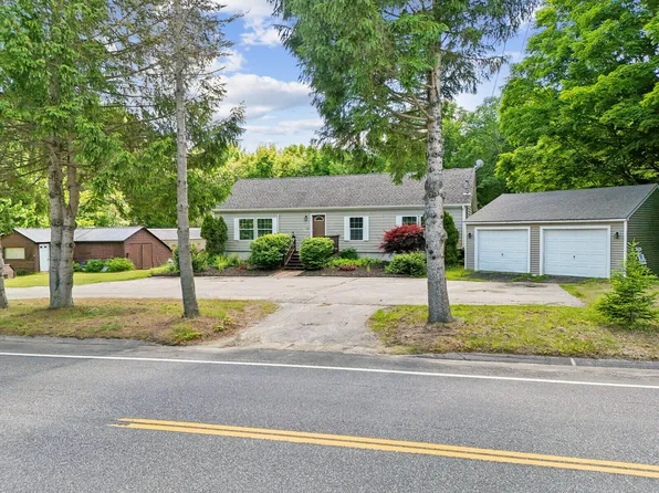 662 Smithfield Road, Belgrade, ME 04917