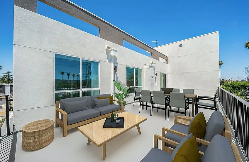 14825 Delano Property