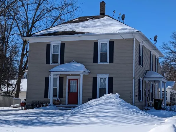 2102 Gary Ave, Spirit Lake, IA 51360
