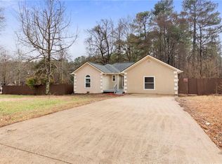 38 Stone Edge Dr, Hiram, GA 30141