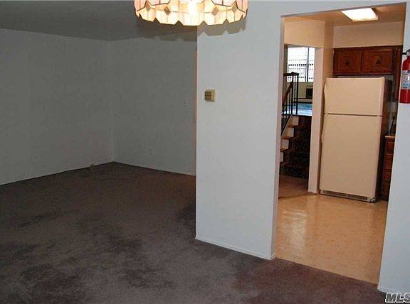 3rd image of 15631 77th St