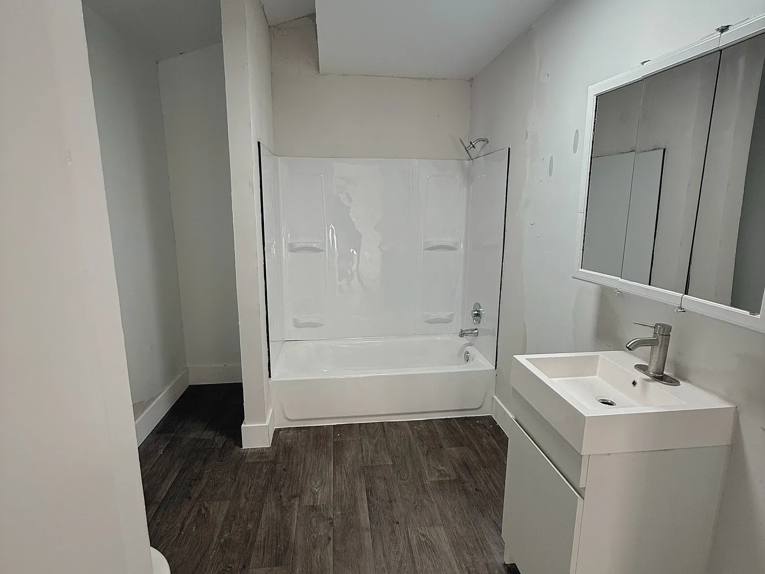 4 bed, 1512 sqft, $1,600 — Photo 3