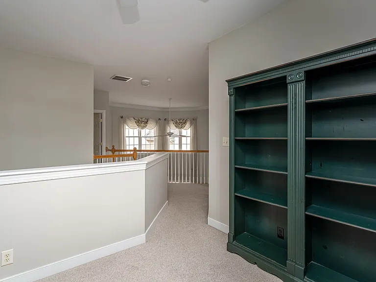 421 Suri Dr — Photo 26