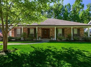 2013 Red Oak Ln, Mandeville, LA 70448