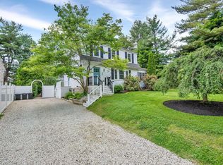 8 Bessbill St, Ogunquit, ME 03907