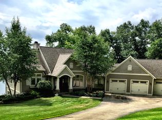 1575 Pinecrest Dr, Hastings, MI 49058