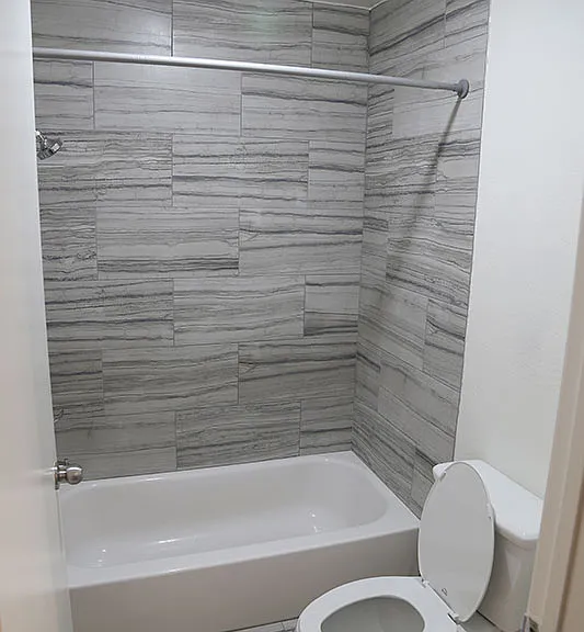 Marathon Apartments — Photo 22
