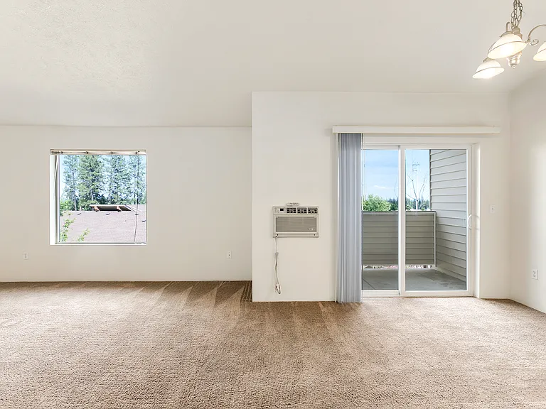 Boulder Apartments — Photo 12