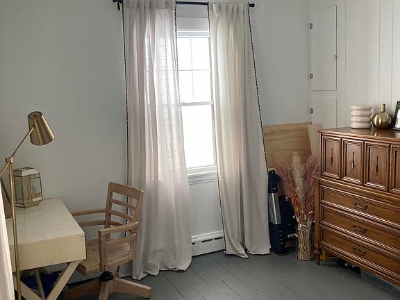 3rd image of 69 Sullivan St #202