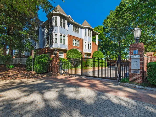 243 New Bern Pl #301, Raleigh, NC 27601