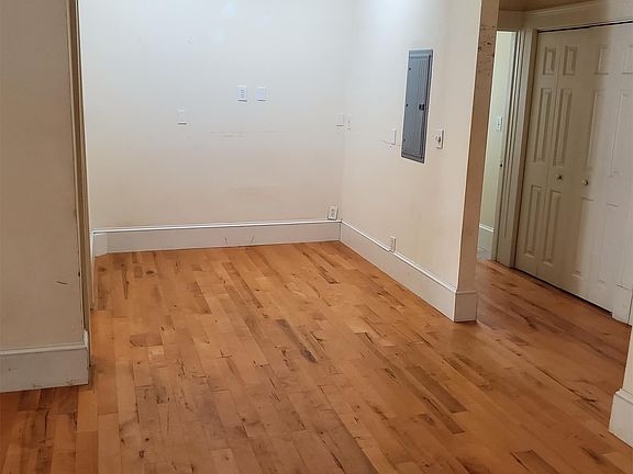 Nook near Living room perfect for home office or bar area