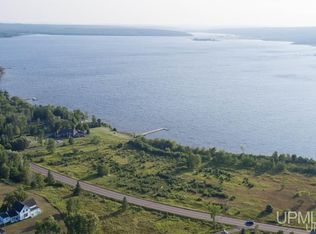 11 Bootjack Rd, Lake Linden, MI 49945