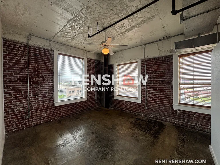 245 Madison Ave #604 — Photo 8